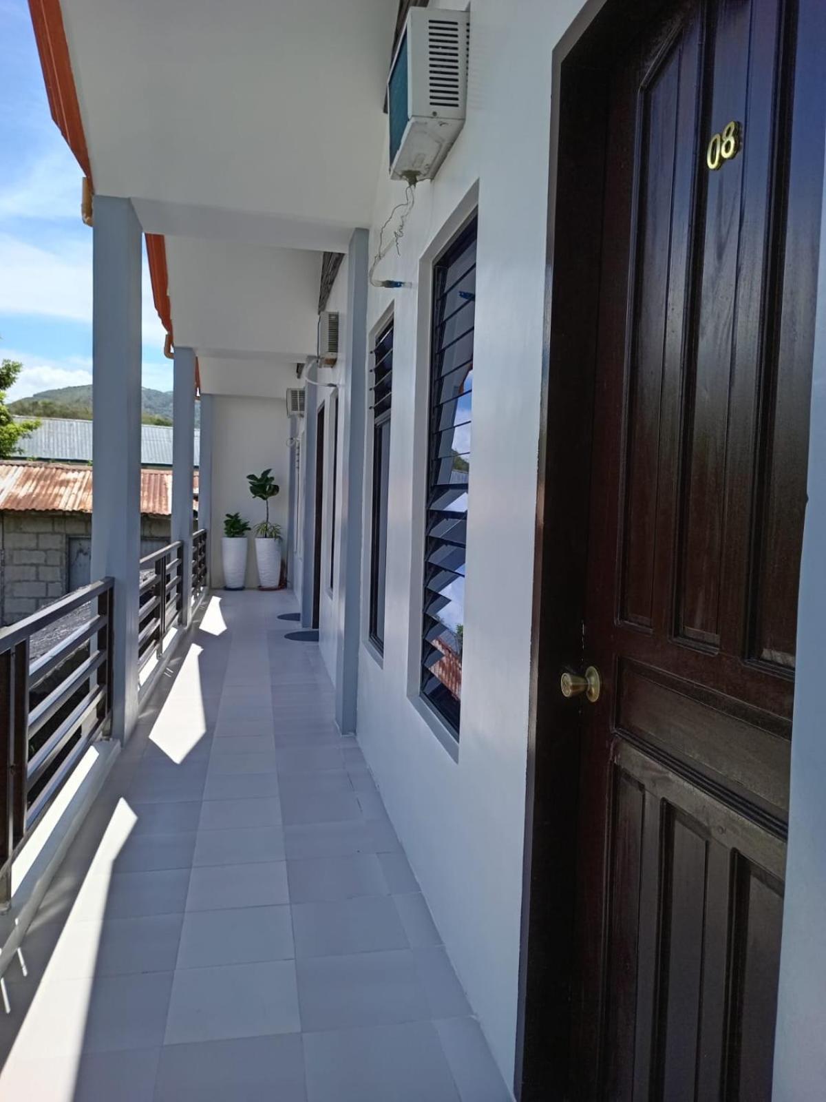 Leo Green Apartelle Jagna Екстериор снимка